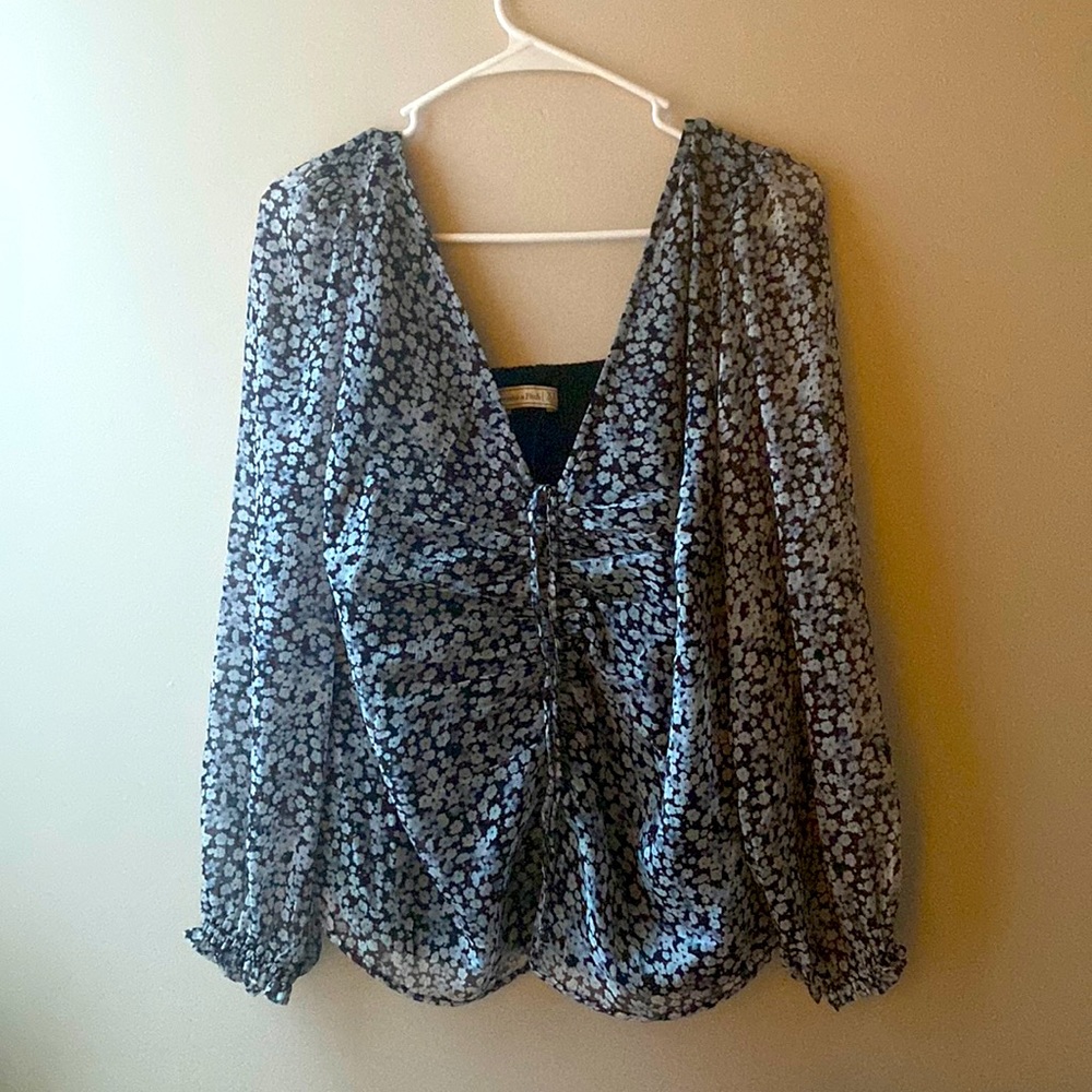 Abercrombie floral top